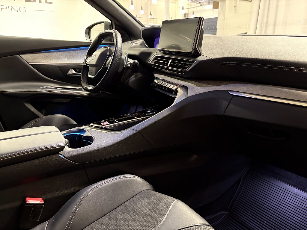 Car Image car-86951-ef7f1956b85a8bfffb62a312b5438046