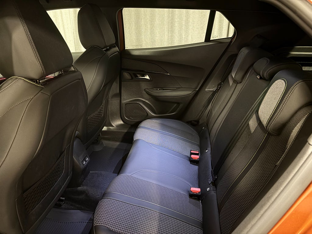 Car Image car-86985-58dcd0cac2cdf34e3a293fb570cb3dc2