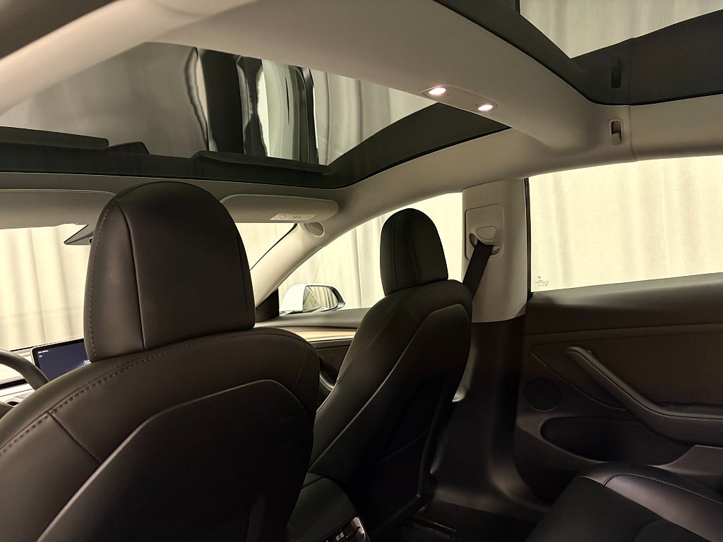 Car Image car-87154-107e17d96363d5b606c89cb1367c4a64
