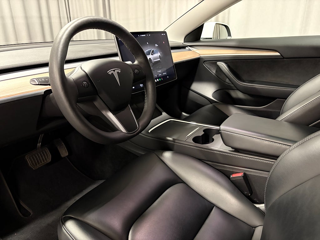 Car Image car-87154-7bf828b2e69ace997f1ca410d03087c1