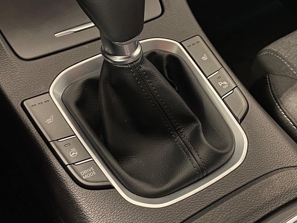 Car Image car-87243-73ffc2f0ca542264a0162c141d0ad5dc