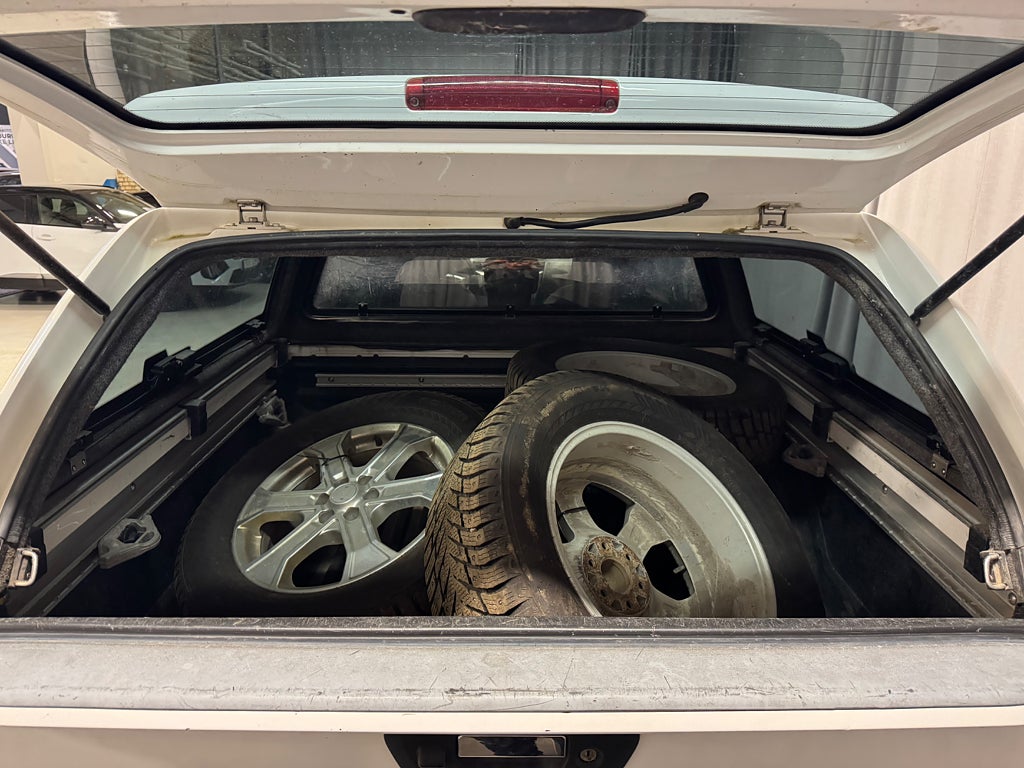 Car Image car-87331-9f5f3d1d111f9a30639f40ad7a4dcdb4