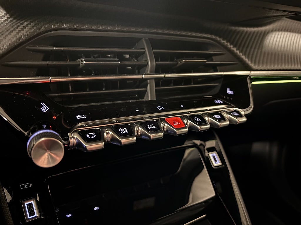 Car Image car-87430-76e3ce0b5b563da37b2d00d765330054