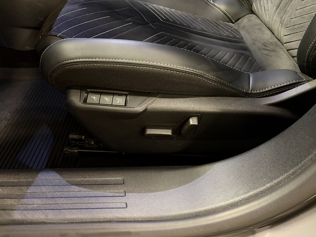 Car Image car-87430-c7731fba7d8e9a2ee11fcf610426c934