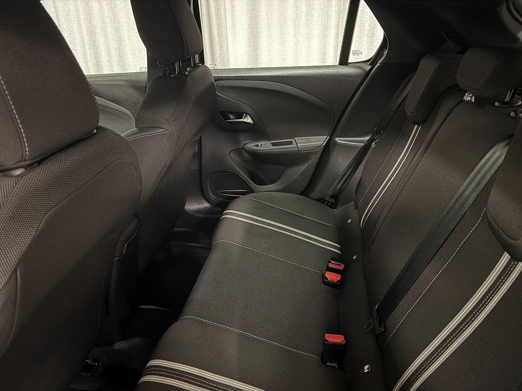 Car Image car-87449-3e64159f05a91d7c0695930ade78a140