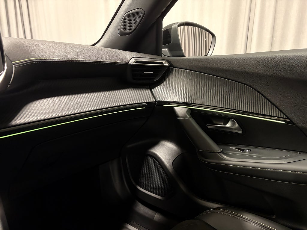 Car Image car-87517-2ca0ad2c45b7bd2b369292021e0a0e03
